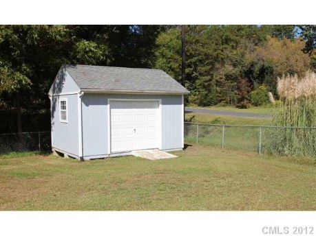 Listing photo 15